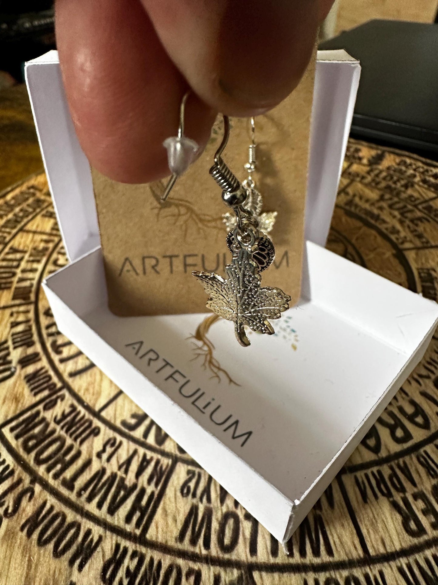 Autumn Oak Leaf Earrings – Hypoallergenic Dangle Jewelry for Sensitive Ears – Pewter Finish Gift for Women