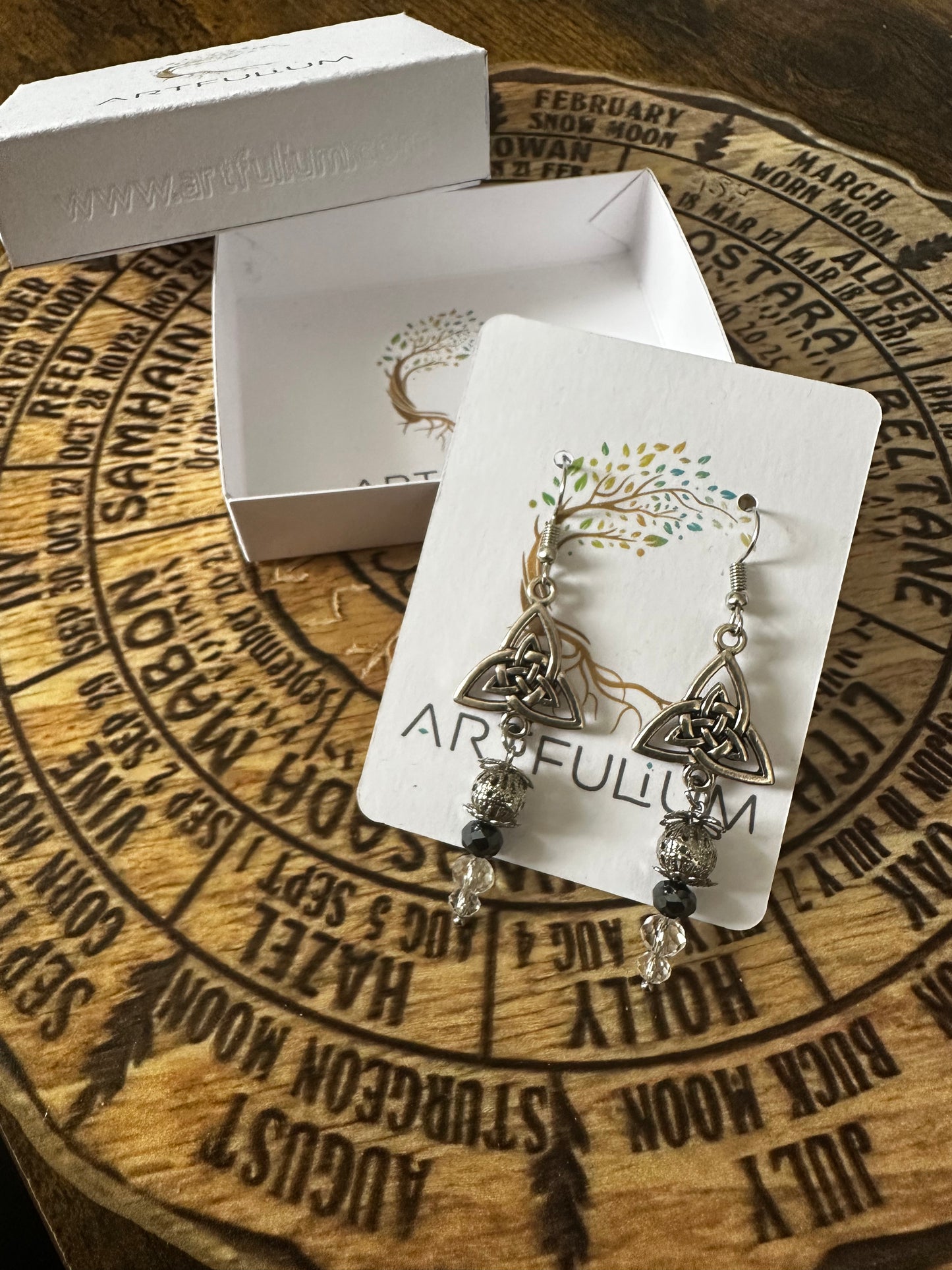 Celtic Spirit Dangle Earrings – Trinity Knot Boho Drop Earrings