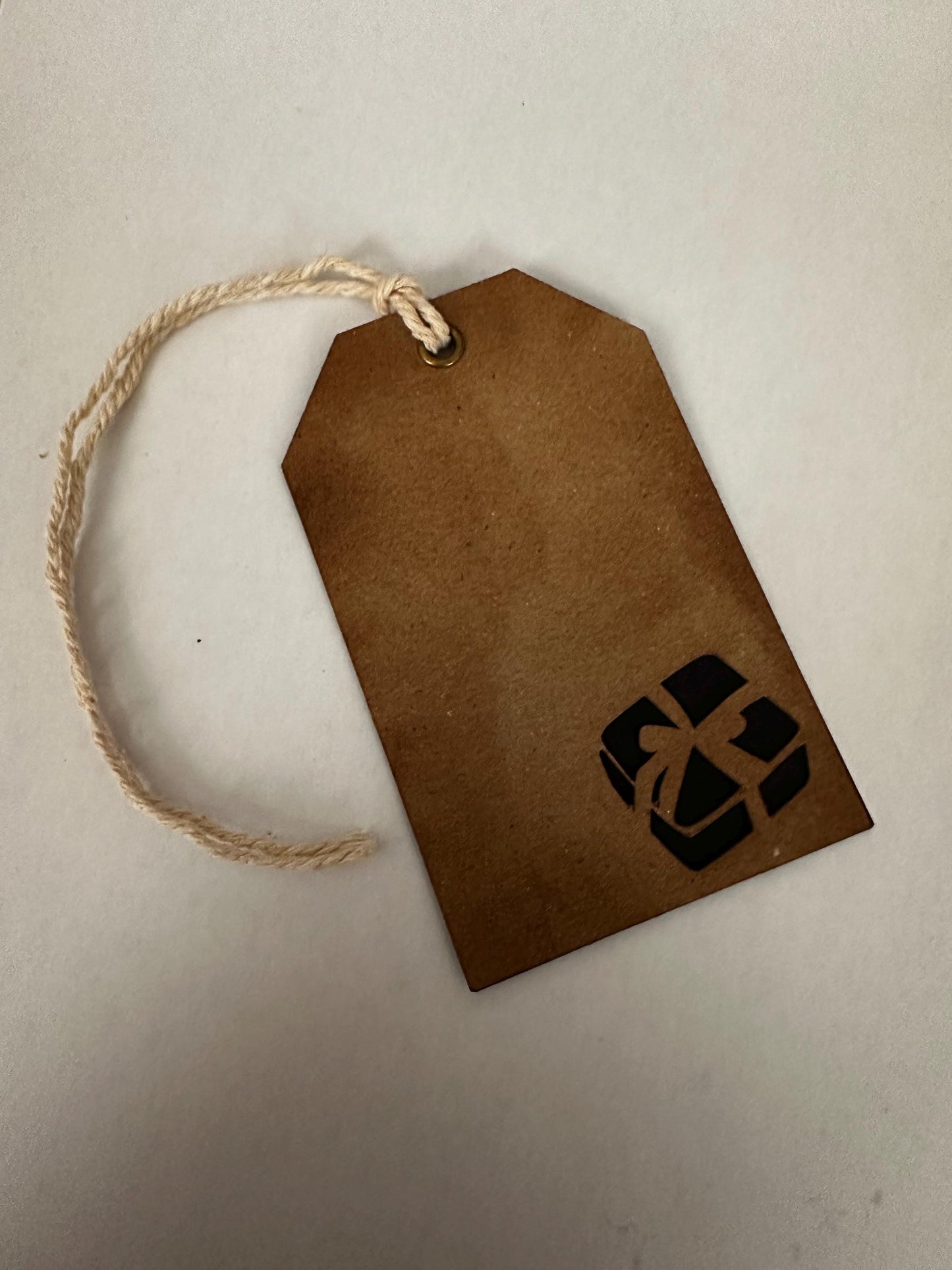 The "Xmas Present Cut Out" Gift Tag